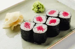 Макі з тунцем